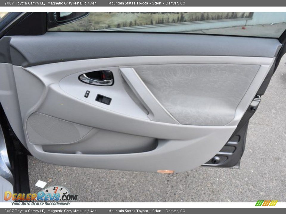 2007 Toyota Camry LE Magnetic Gray Metallic / Ash Photo #26