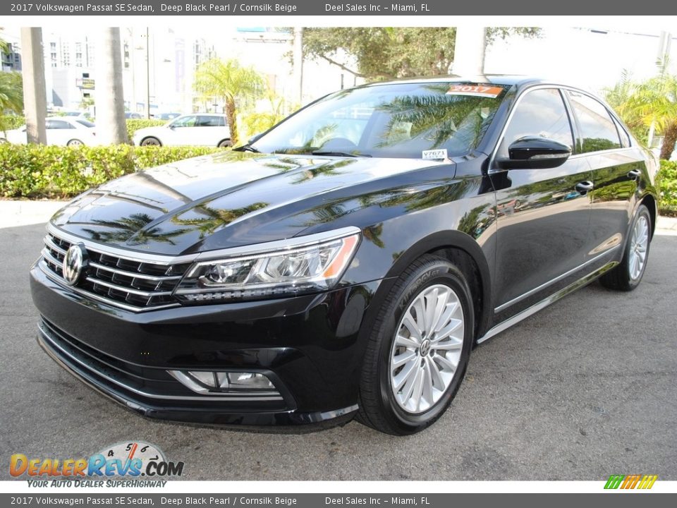 2017 Volkswagen Passat SE Sedan Deep Black Pearl / Cornsilk Beige Photo #5