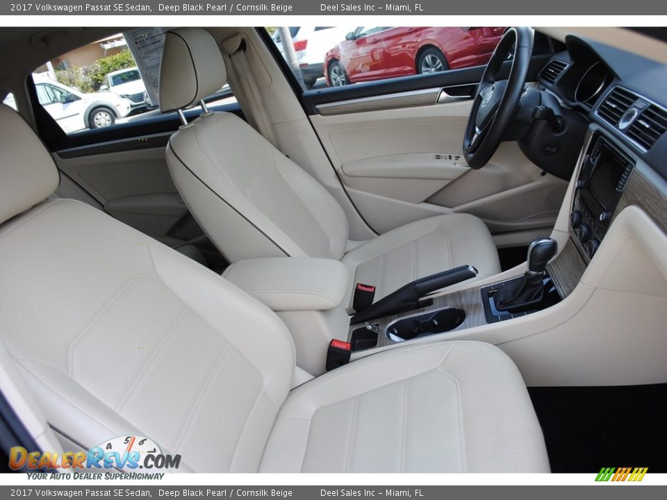 2017 Volkswagen Passat SE Sedan Deep Black Pearl / Cornsilk Beige Photo #17