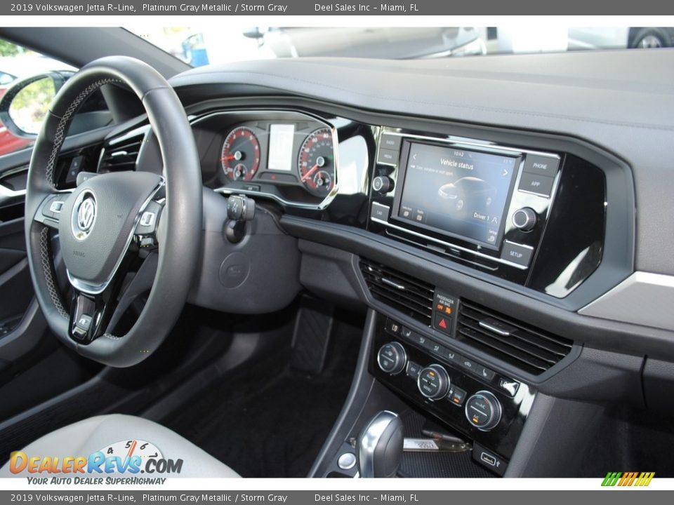 2019 Volkswagen Jetta R-Line Platinum Gray Metallic / Storm Gray Photo #19