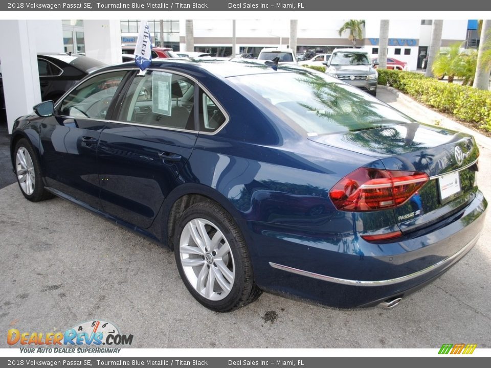 2018 Volkswagen Passat SE Tourmaline Blue Metallic / Titan Black Photo #6