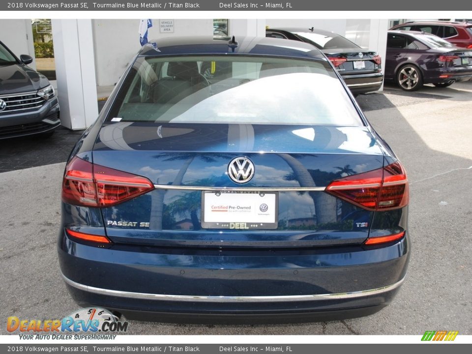 2018 Volkswagen Passat SE Tourmaline Blue Metallic / Titan Black Photo #8