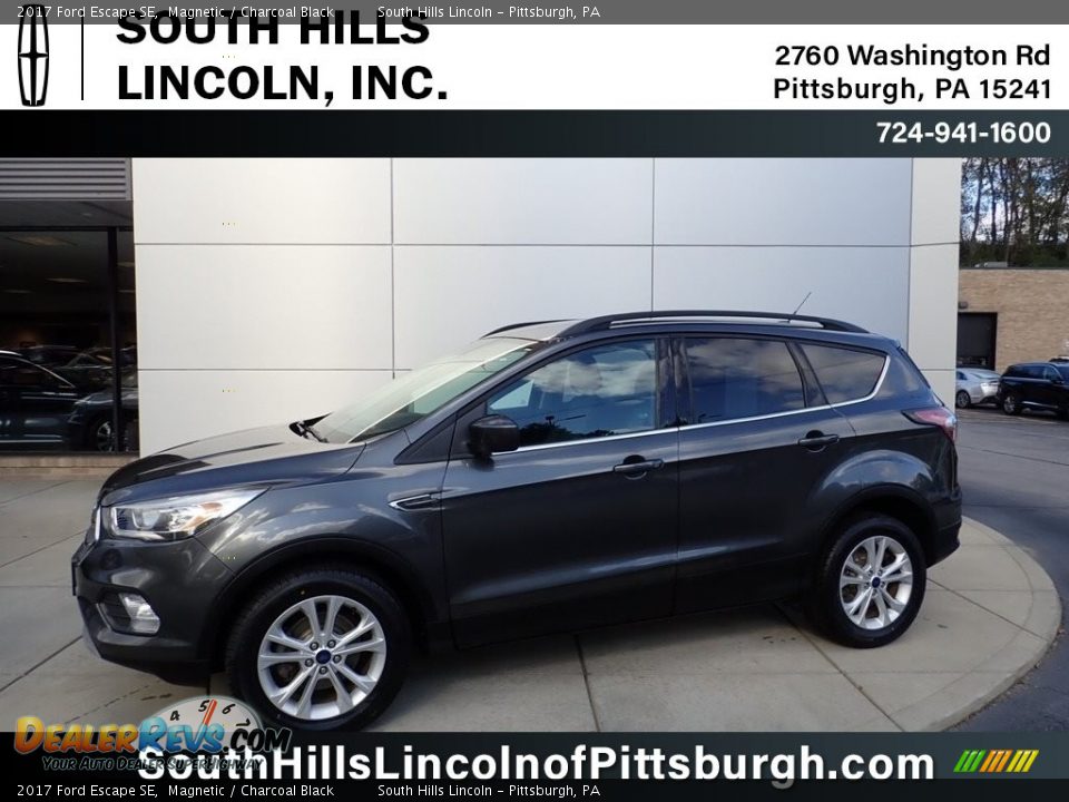 2017 Ford Escape SE Magnetic / Charcoal Black Photo #1