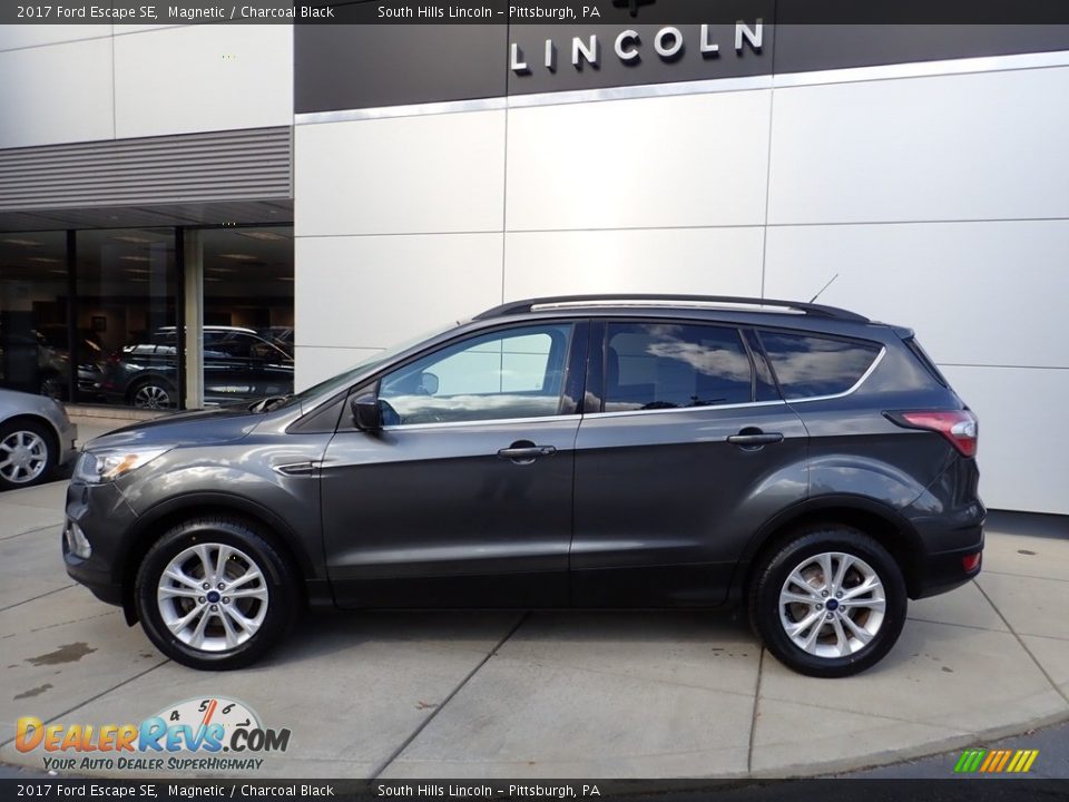 2017 Ford Escape SE Magnetic / Charcoal Black Photo #2