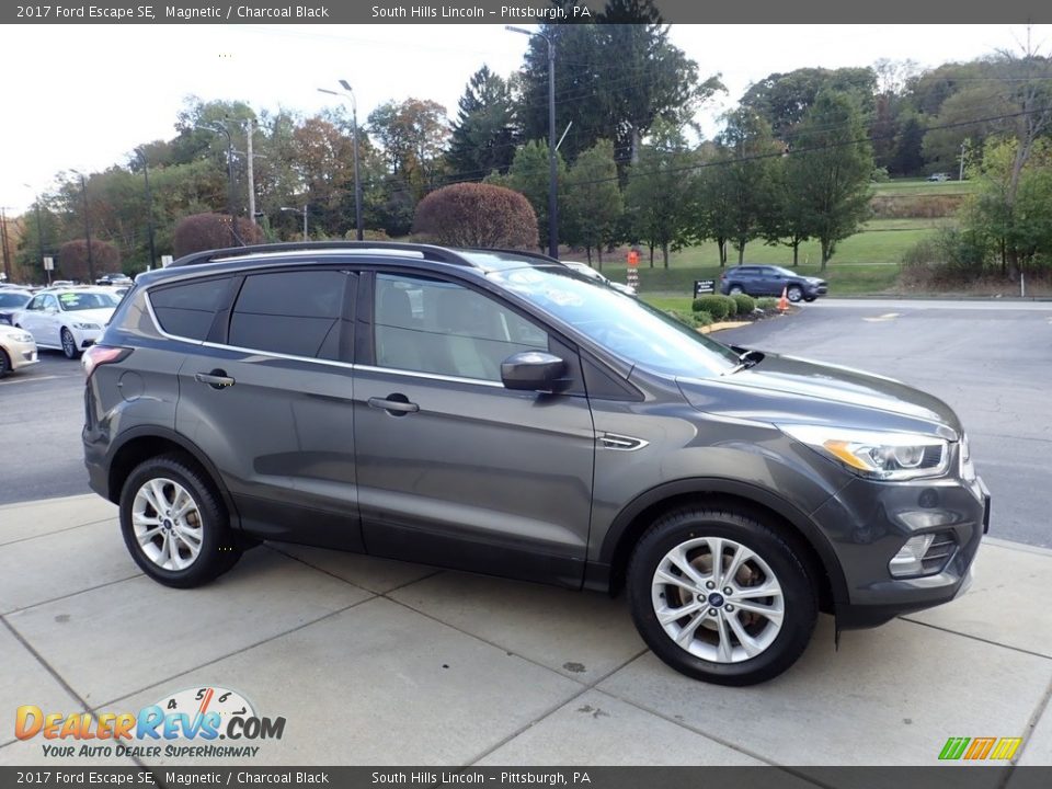2017 Ford Escape SE Magnetic / Charcoal Black Photo #7