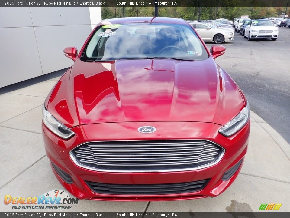 2016 Ford Fusion SE Ruby Red Metallic / Charcoal Black Photo #9