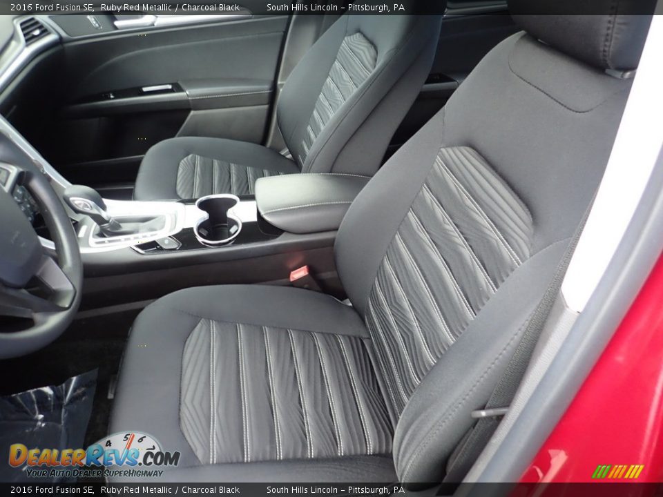 2016 Ford Fusion SE Ruby Red Metallic / Charcoal Black Photo #16