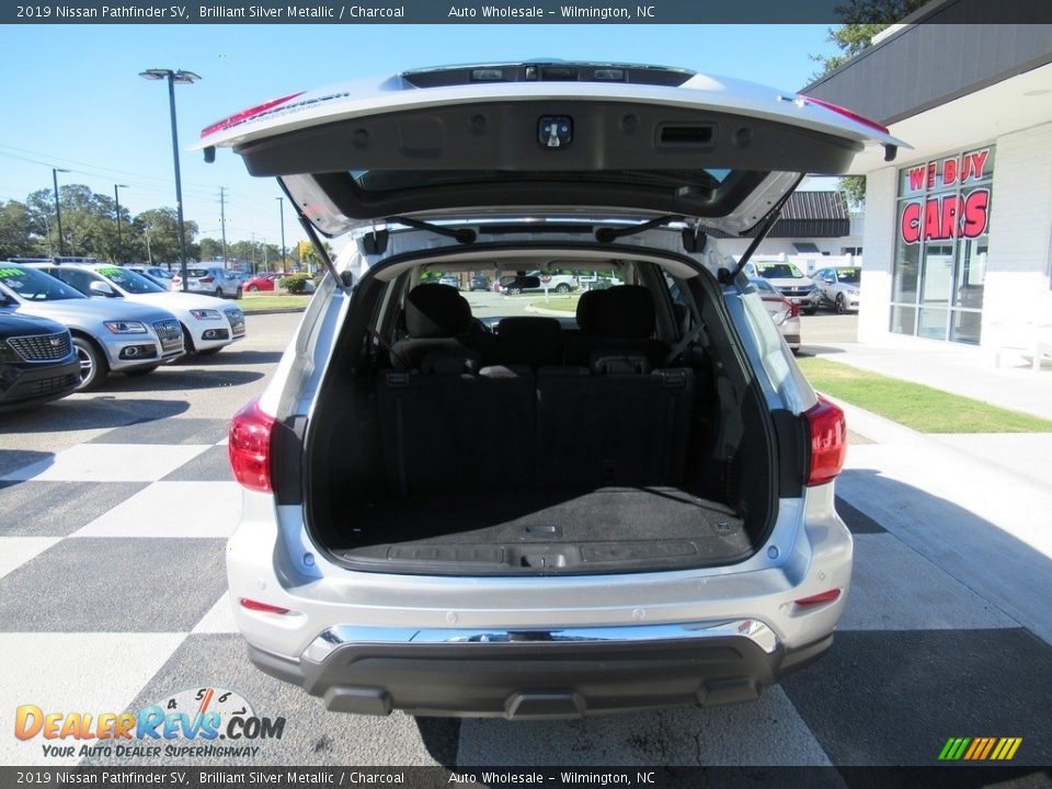 2019 Nissan Pathfinder SV Brilliant Silver Metallic / Charcoal Photo #5
