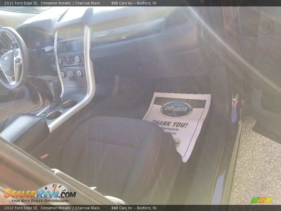 2012 Ford Edge SE Cinnamon Metallic / Charcoal Black Photo #16