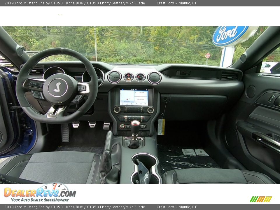 Dashboard of 2019 Ford Mustang Shelby GT350 Photo #21