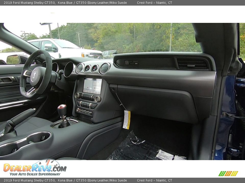 Dashboard of 2019 Ford Mustang Shelby GT350 Photo #26