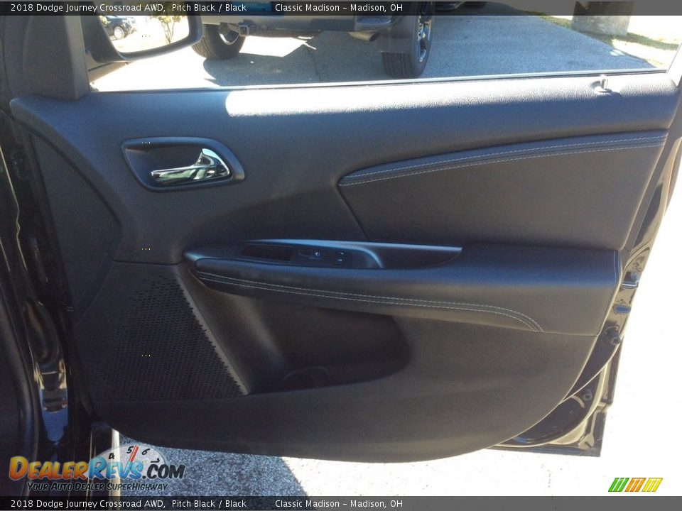 2018 Dodge Journey Crossroad AWD Pitch Black / Black Photo #19