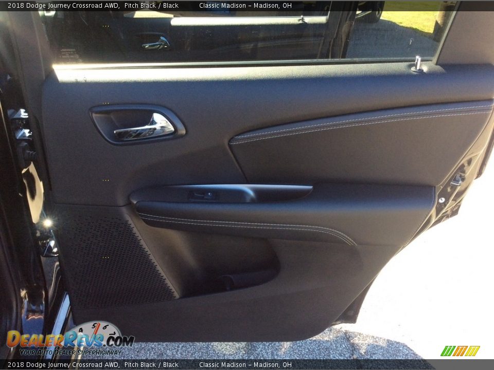 2018 Dodge Journey Crossroad AWD Pitch Black / Black Photo #21