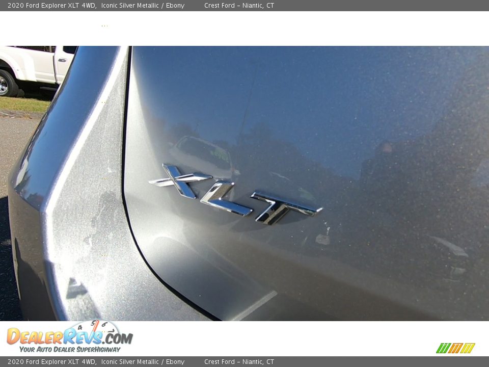 2020 Ford Explorer XLT 4WD Iconic Silver Metallic / Ebony Photo #9