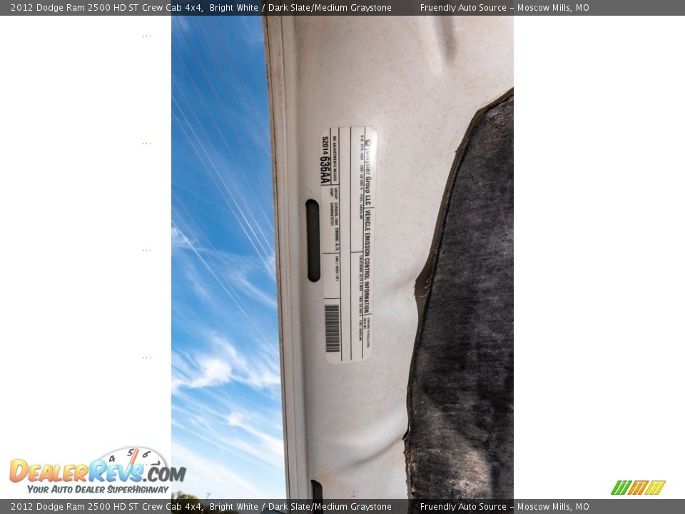 2012 Dodge Ram 2500 HD ST Crew Cab 4x4 Bright White / Dark Slate/Medium Graystone Photo #18