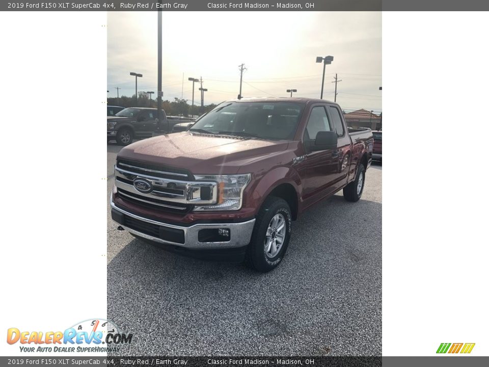 2019 Ford F150 XLT SuperCab 4x4 Ruby Red / Earth Gray Photo #1
