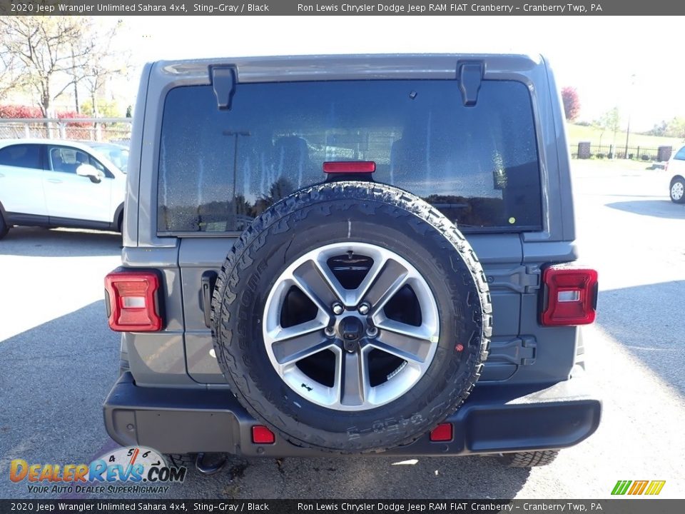 2020 Jeep Wrangler Unlimited Sahara 4x4 Sting-Gray / Black Photo #4