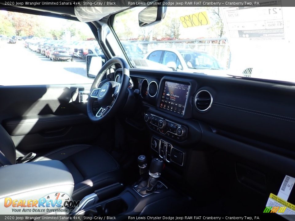 2020 Jeep Wrangler Unlimited Sahara 4x4 Sting-Gray / Black Photo #11