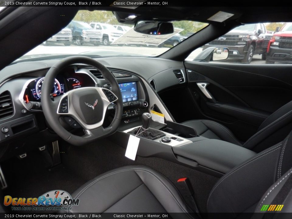 Front Seat of 2019 Chevrolet Corvette Stingray Coupe Photo #6