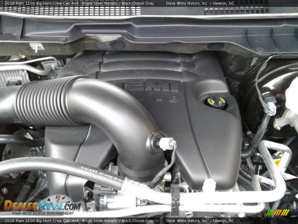 2018 Ram 1500 Big Horn Crew Cab 4x4 Bright Silver Metallic / Black/Diesel Gray Photo #29