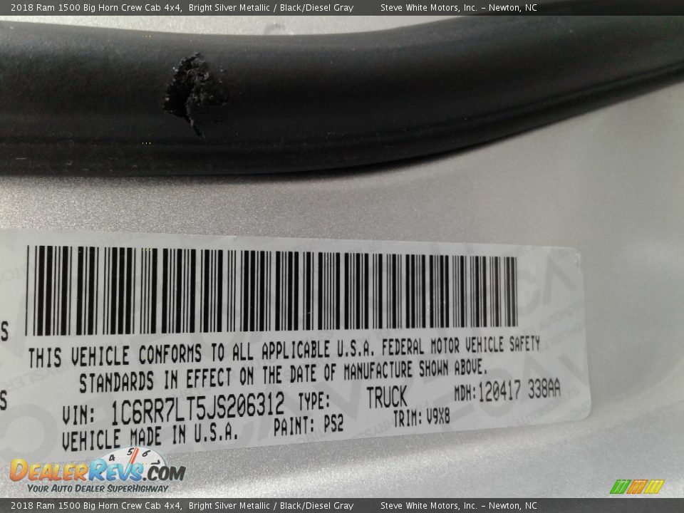 2018 Ram 1500 Big Horn Crew Cab 4x4 Bright Silver Metallic / Black/Diesel Gray Photo #30