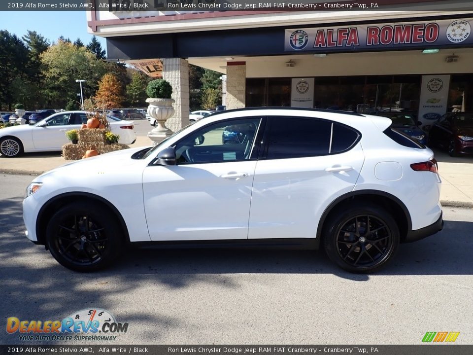 2019 Alfa Romeo Stelvio AWD Alfa White / Black Photo #4