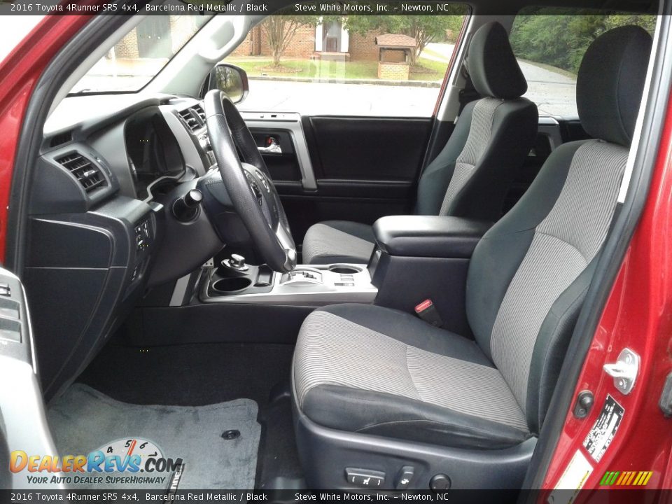 2016 Toyota 4Runner SR5 4x4 Barcelona Red Metallic / Black Photo #10