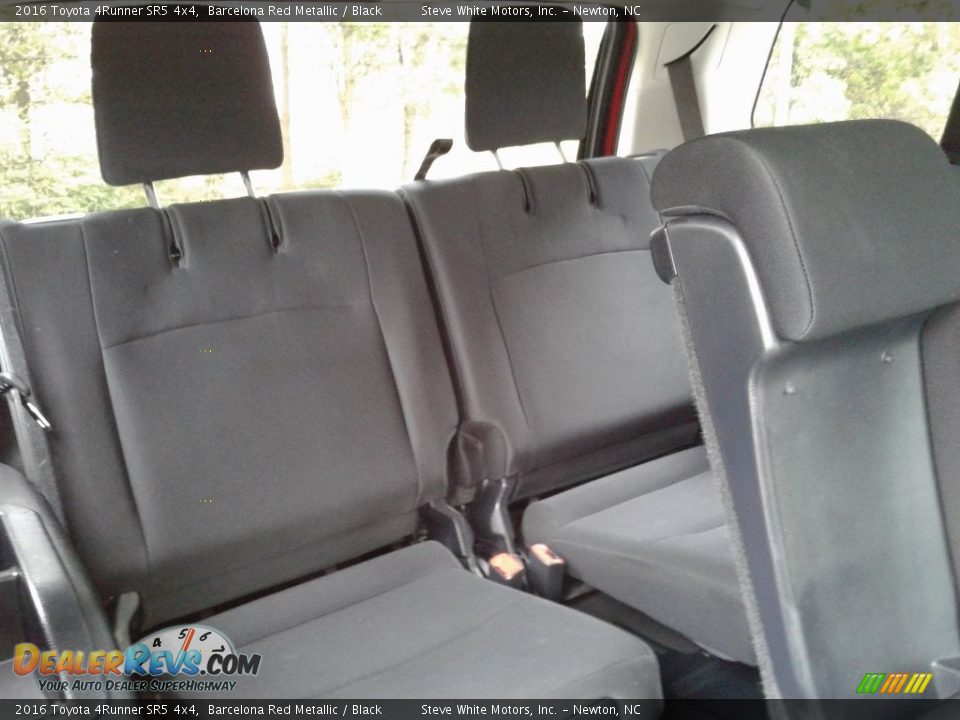 2016 Toyota 4Runner SR5 4x4 Barcelona Red Metallic / Black Photo #14