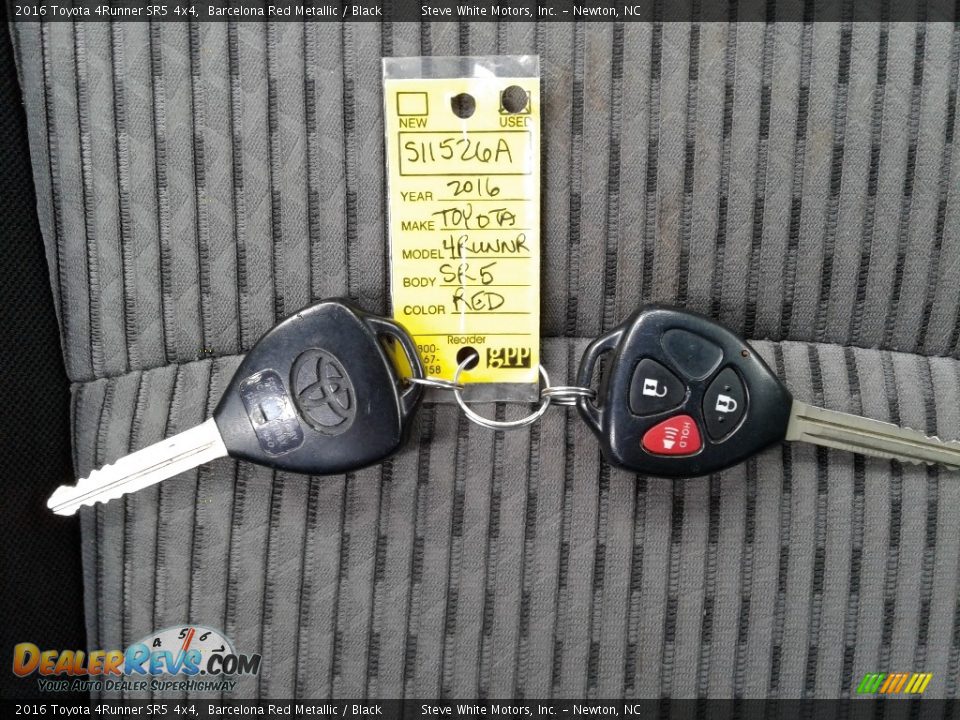 2016 Toyota 4Runner SR5 4x4 Barcelona Red Metallic / Black Photo #31