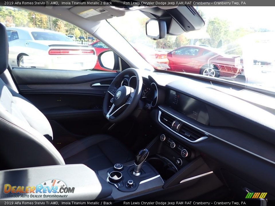 2019 Alfa Romeo Stelvio Ti AWD Imola Titanium Metallic / Black Photo #16