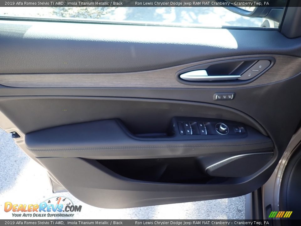 2019 Alfa Romeo Stelvio Ti AWD Imola Titanium Metallic / Black Photo #20