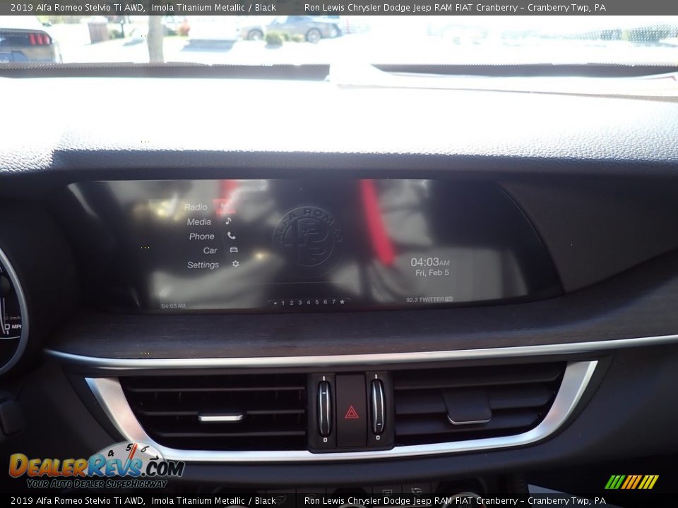 2019 Alfa Romeo Stelvio Ti AWD Imola Titanium Metallic / Black Photo #22
