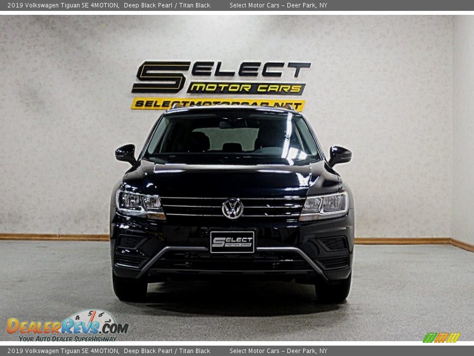 2019 Volkswagen Tiguan SE 4MOTION Deep Black Pearl / Titan Black Photo #2