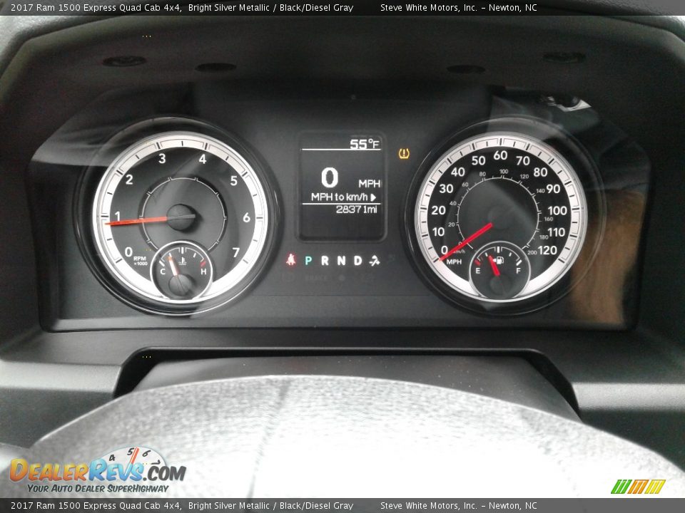 2017 Ram 1500 Express Quad Cab 4x4 Bright Silver Metallic / Black/Diesel Gray Photo #17