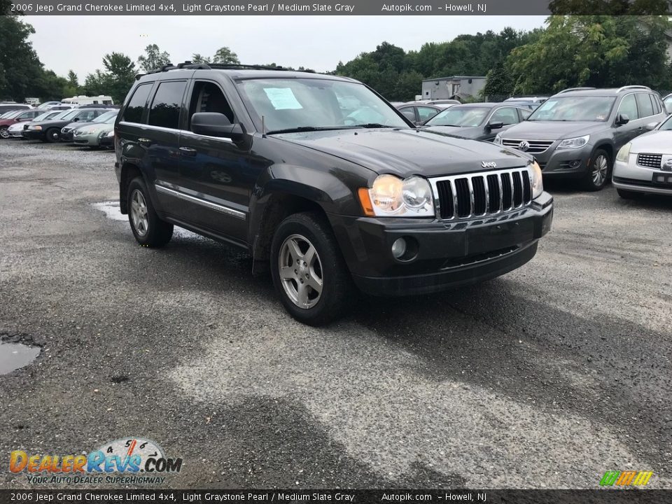 2006 Jeep Grand Cherokee Limited 4x4 Light Graystone Pearl / Medium Slate Gray Photo #9