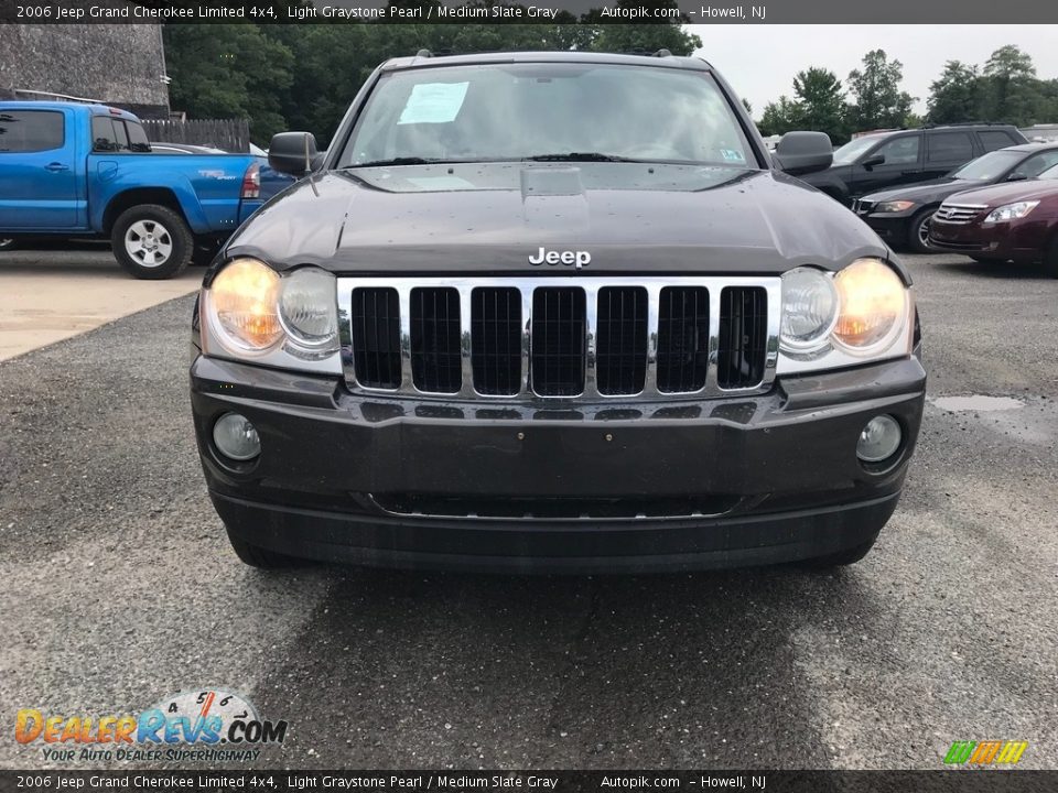 2006 Jeep Grand Cherokee Limited 4x4 Light Graystone Pearl / Medium Slate Gray Photo #10