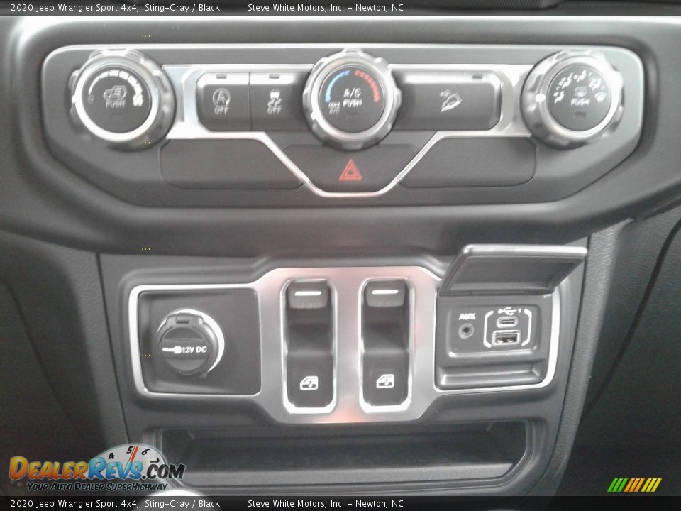 2020 Jeep Wrangler Sport 4x4 Sting-Gray / Black Photo #23