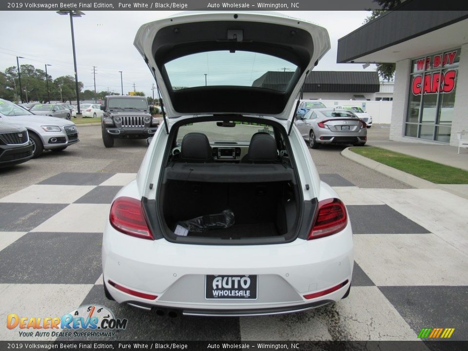 2019 Volkswagen Beetle Final Edition Pure White / Black/Beige Photo #5