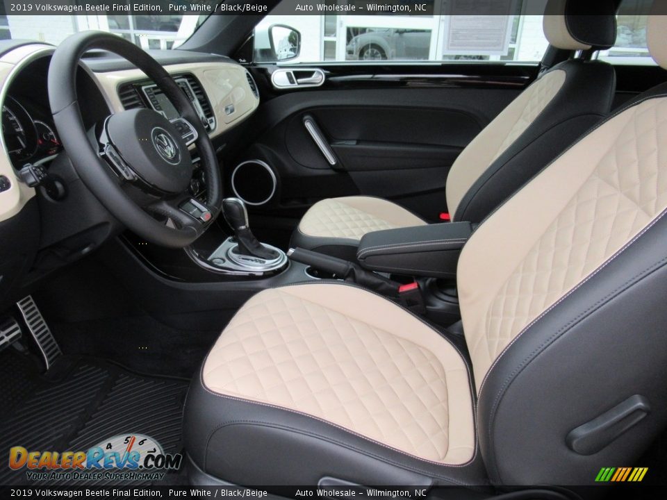 Black/Beige Interior - 2019 Volkswagen Beetle Final Edition Photo #9