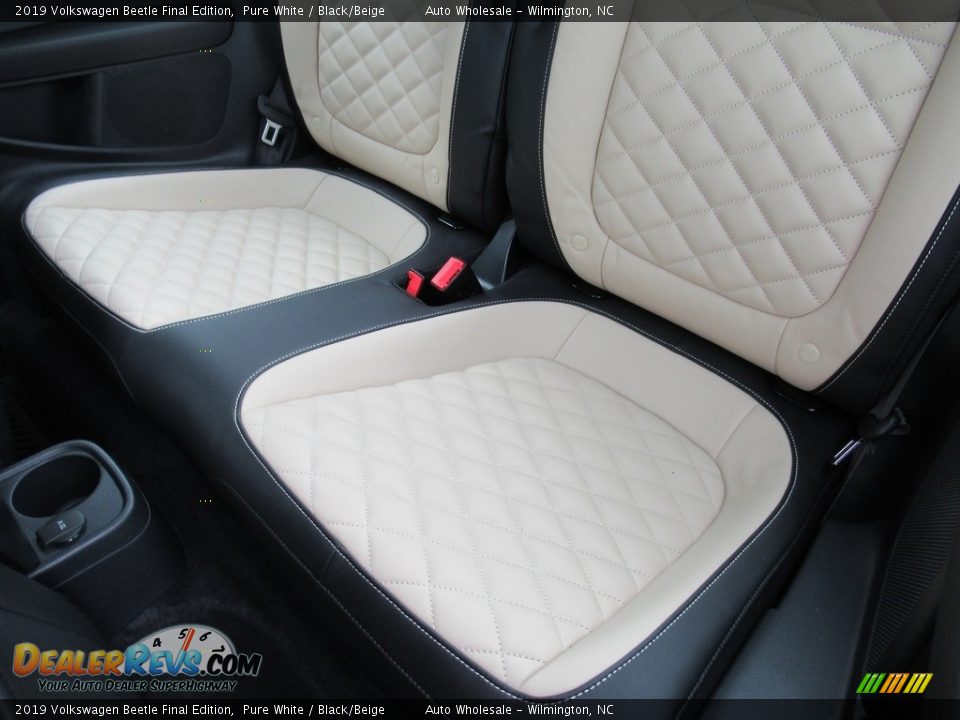Rear Seat of 2019 Volkswagen Beetle Final Edition Photo #10