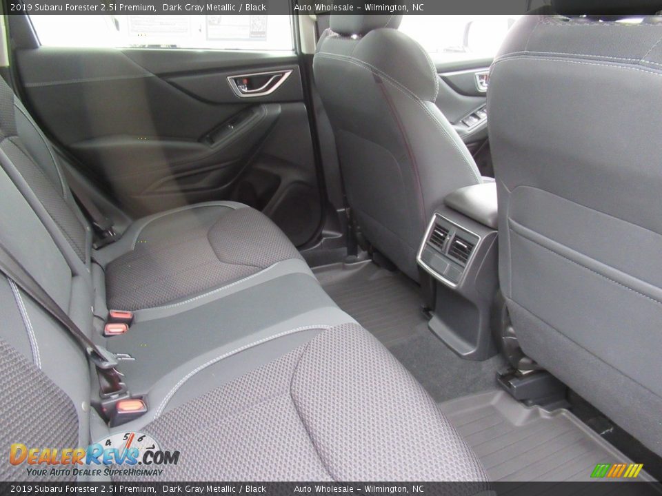 2019 Subaru Forester 2.5i Premium Dark Gray Metallic / Black Photo #12