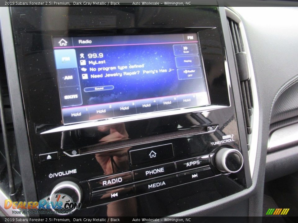 2019 Subaru Forester 2.5i Premium Dark Gray Metallic / Black Photo #16