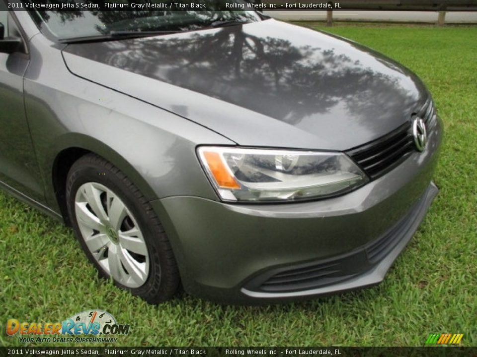 2011 Volkswagen Jetta S Sedan Platinum Gray Metallic / Titan Black Photo #17