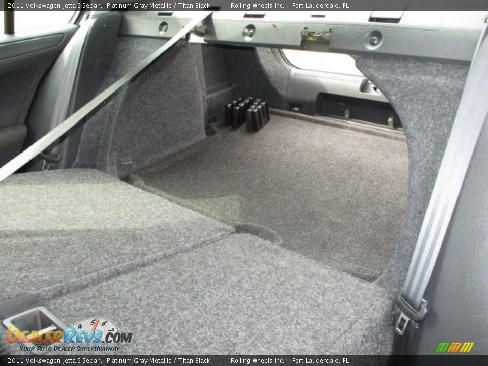 2011 Volkswagen Jetta S Sedan Platinum Gray Metallic / Titan Black Photo #18