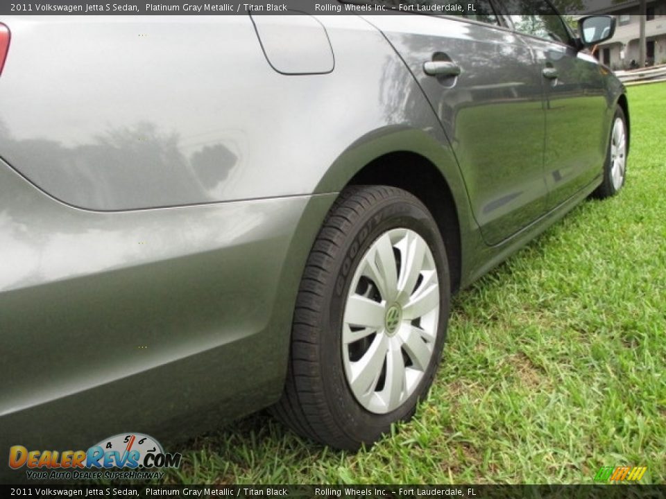 2011 Volkswagen Jetta S Sedan Platinum Gray Metallic / Titan Black Photo #19