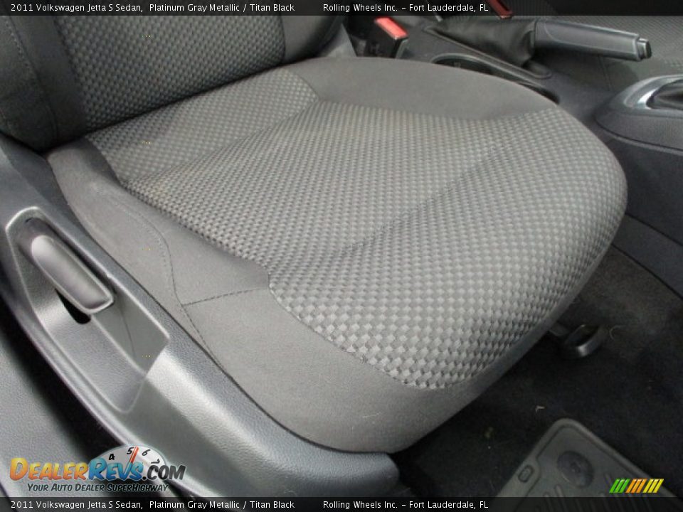 2011 Volkswagen Jetta S Sedan Platinum Gray Metallic / Titan Black Photo #24