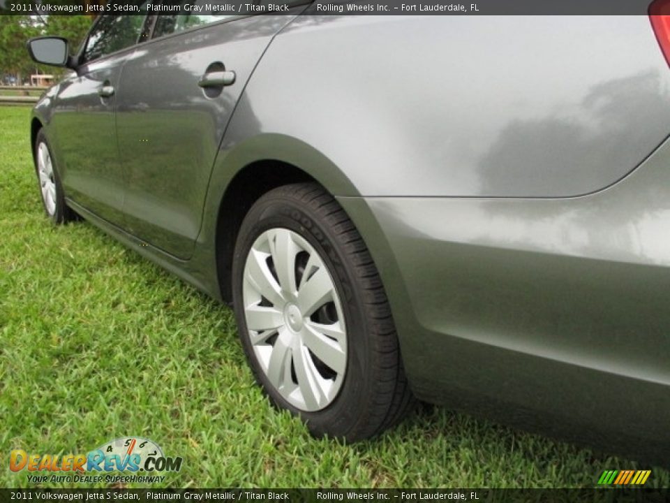 2011 Volkswagen Jetta S Sedan Platinum Gray Metallic / Titan Black Photo #31