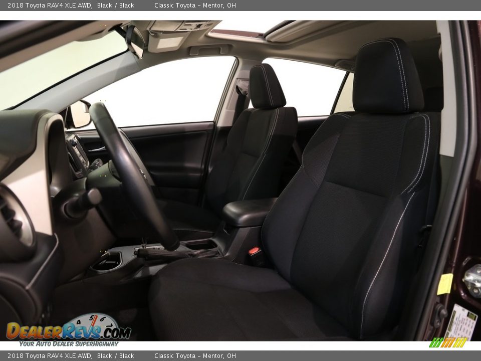 2018 Toyota RAV4 XLE AWD Black / Black Photo #5
