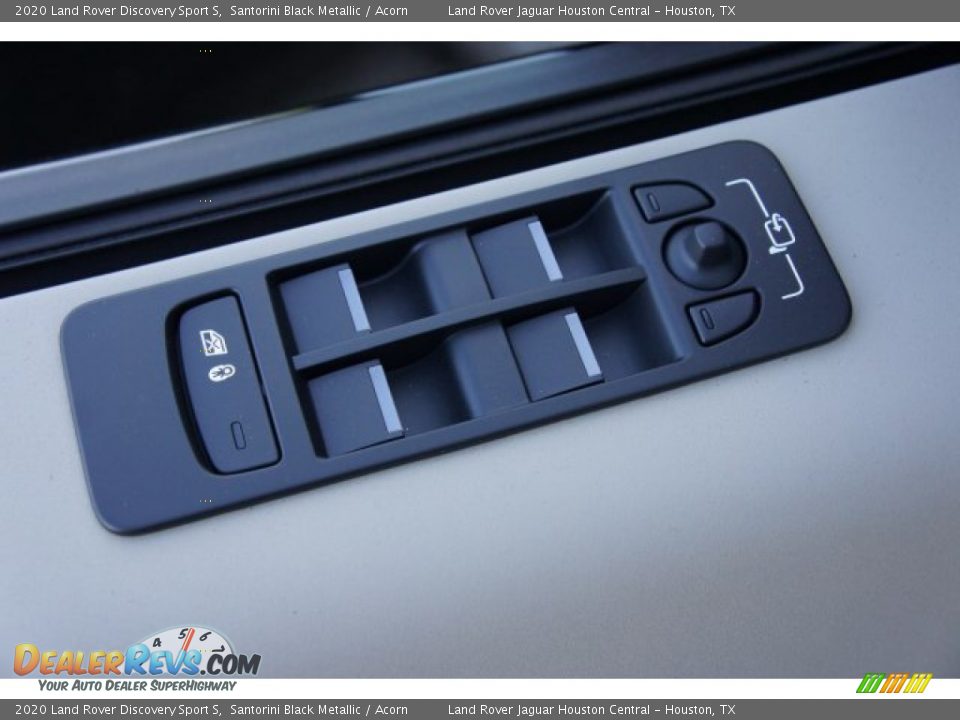 Controls of 2020 Land Rover Discovery Sport S Photo #23