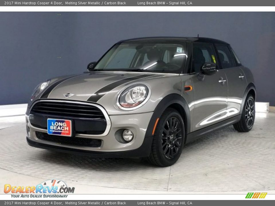 Front 3/4 View of 2017 Mini Hardtop Cooper 4 Door Photo #12